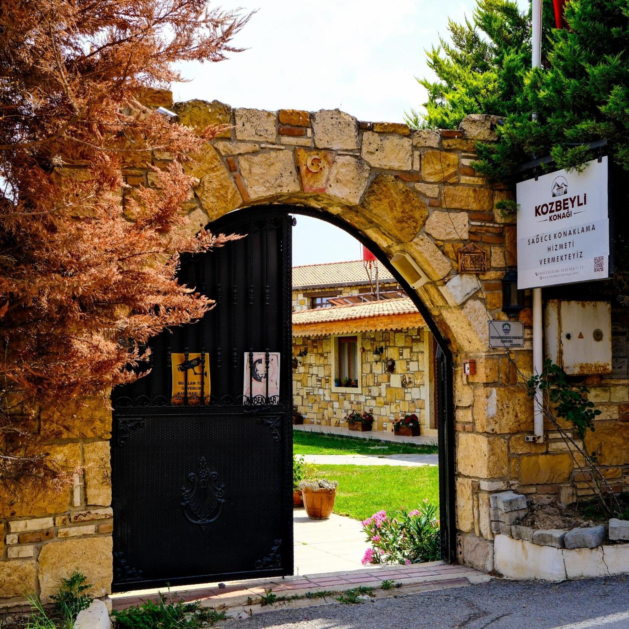 Kozbeyli Konagi Hotel Yenifoca ภายนอก รูปภาพ
