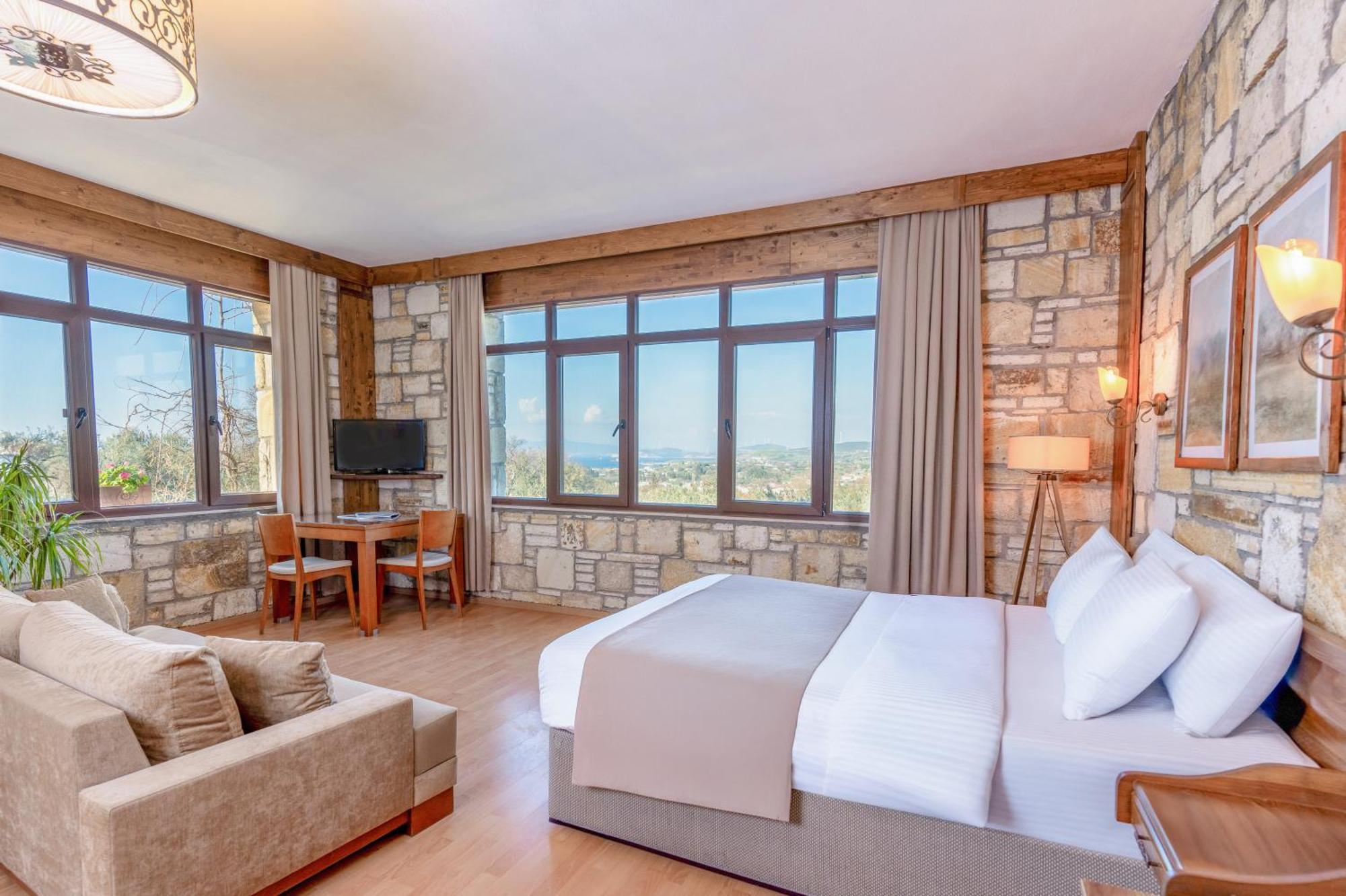 Kozbeyli Konagi Hotel Yenifoca ภายนอก รูปภาพ