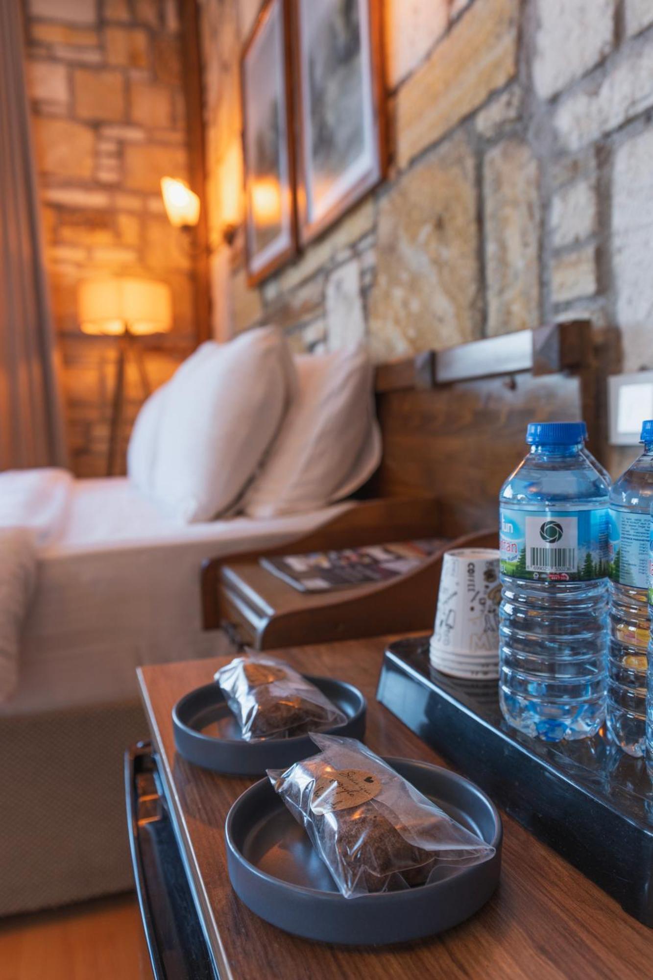 Kozbeyli Konagi Hotel Yenifoca ภายนอก รูปภาพ